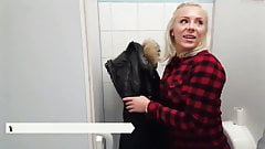 deutsche Public im Moebelhaus gefickt